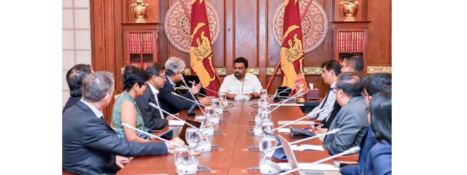 ජනපති ලංකා වාණිජ මණ්ඩලයේ නව නිලධාරි මණ්ඩලය හමුවෙයි